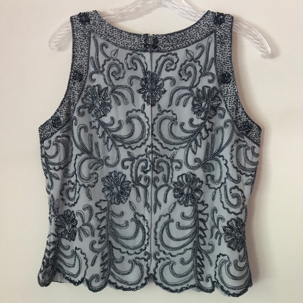 JKara Gray Beaded Floral Sleeveless Scallop Hem Blouse Size Large - Picture 5 of 9